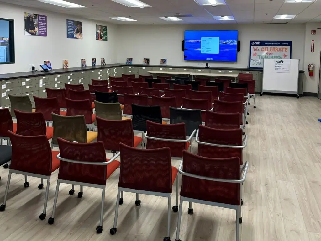 Theater seating arrangement